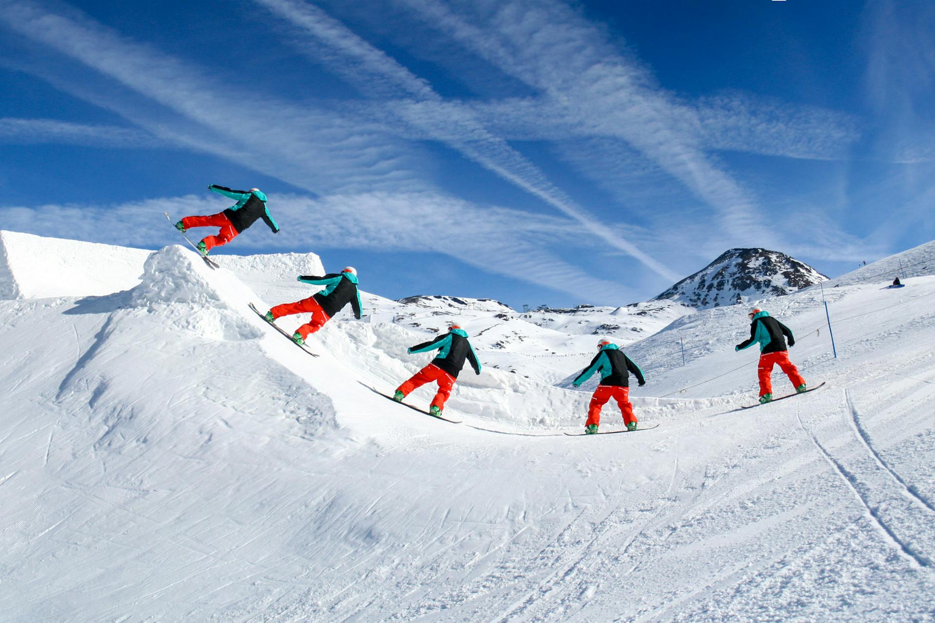 Luxury Snowboarding 6 Days 5 Nights Package